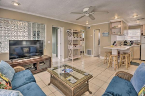 Cozy Ormond Beach Bungalow Steps to the Sand